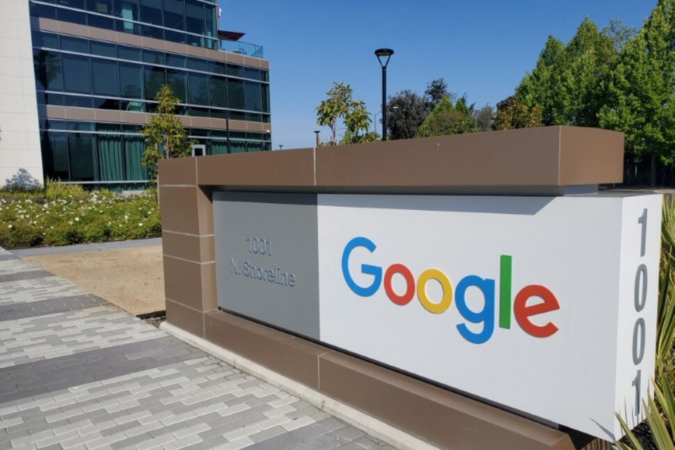 Read more about the article Google Tweaks Search Results to Comply with E.U. Tech Rules: What You Need to Know
